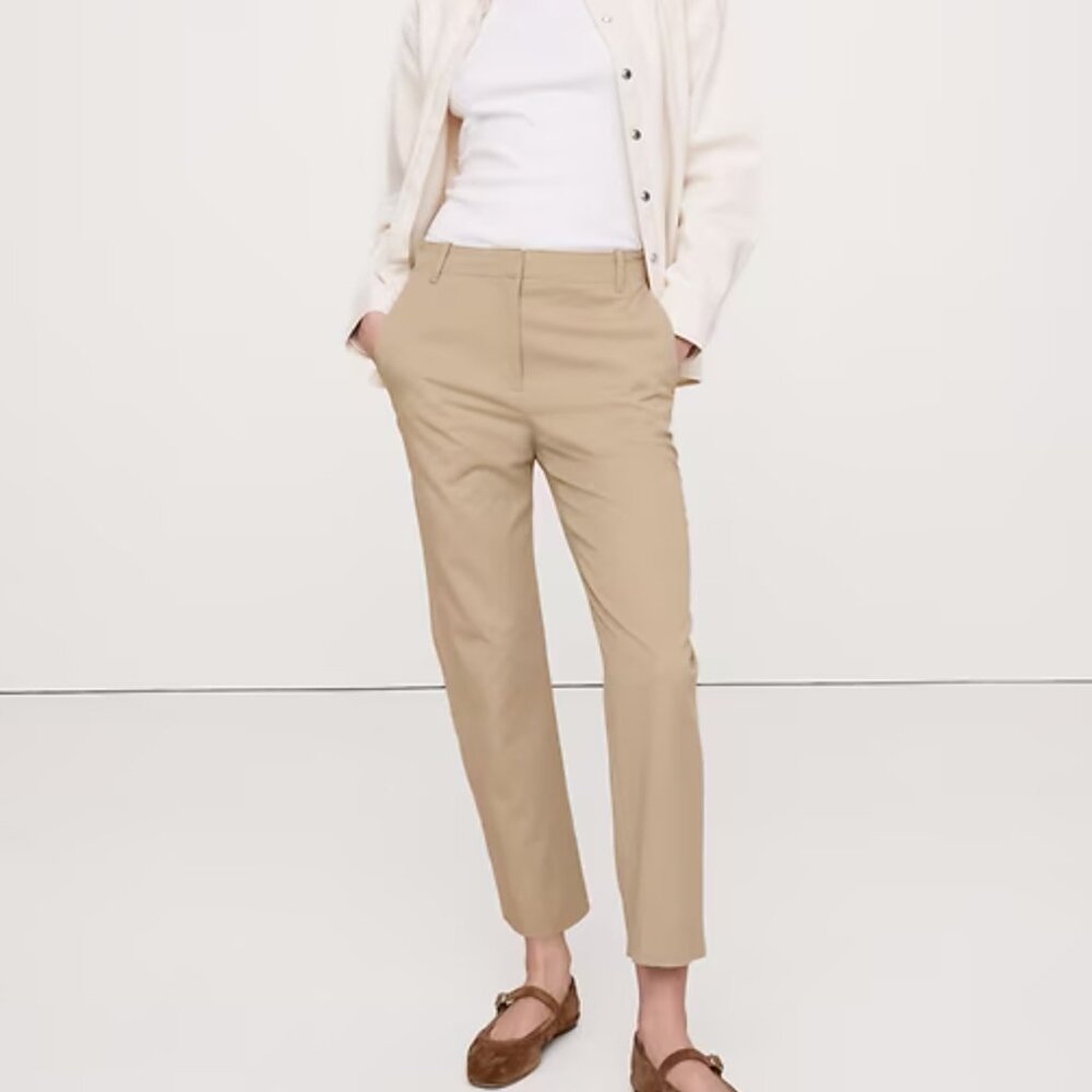 Banana Republic Khaki Chinos Size‎ 16